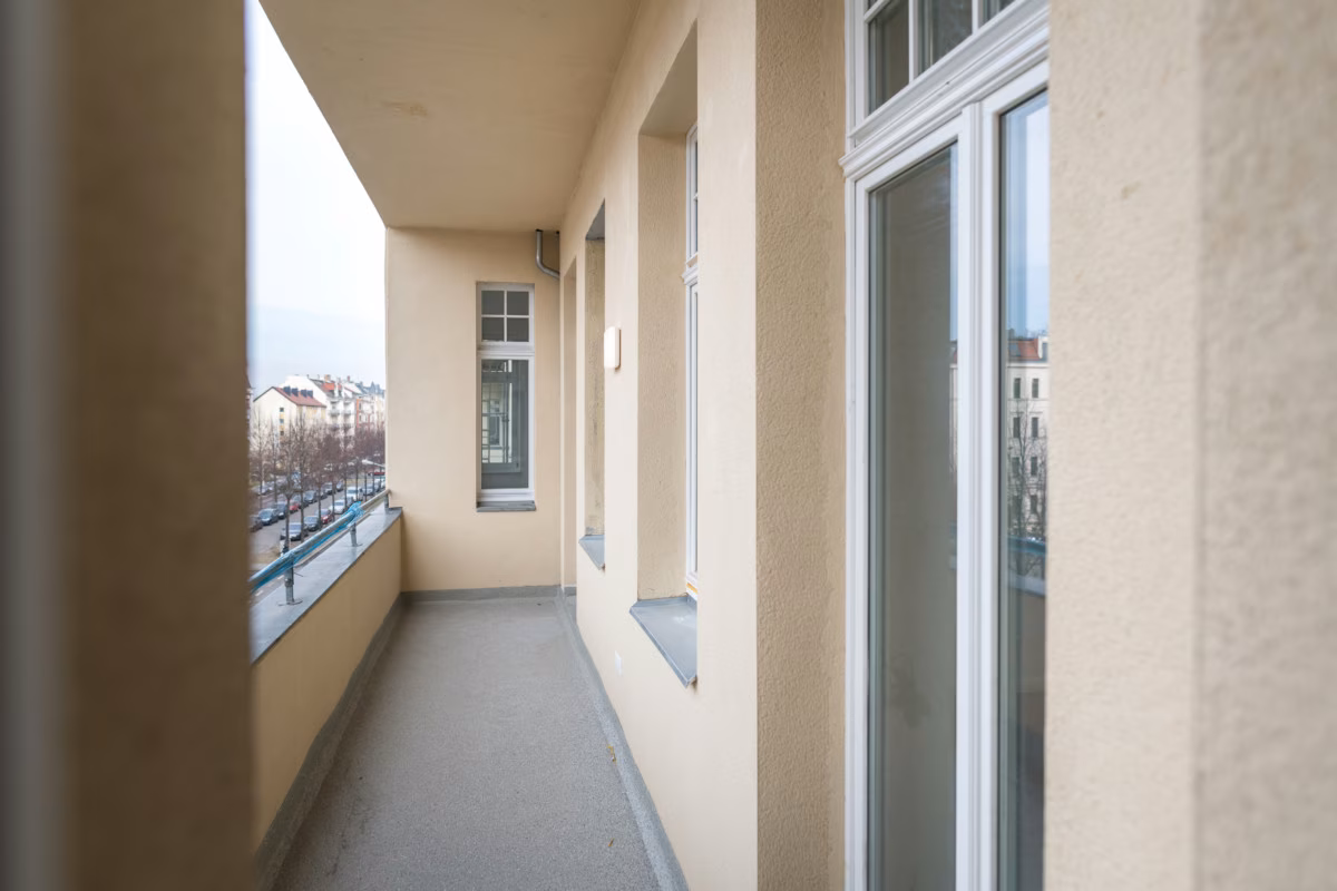 august-bebel-strasse-71-balkon