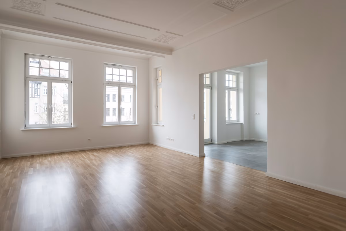 august-bebel-strasse-71-wohnraum-blick-kueche